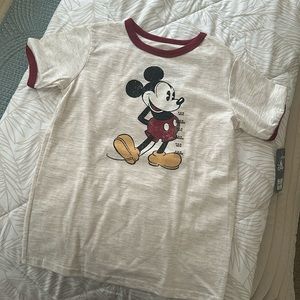 New with tags- shop Disney T-shirt Mickey Mouse